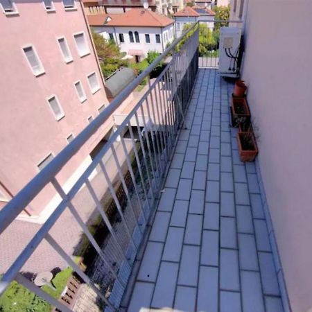 简约单人房间simple Single Room Μέστρε Εξωτερικό φωτογραφία